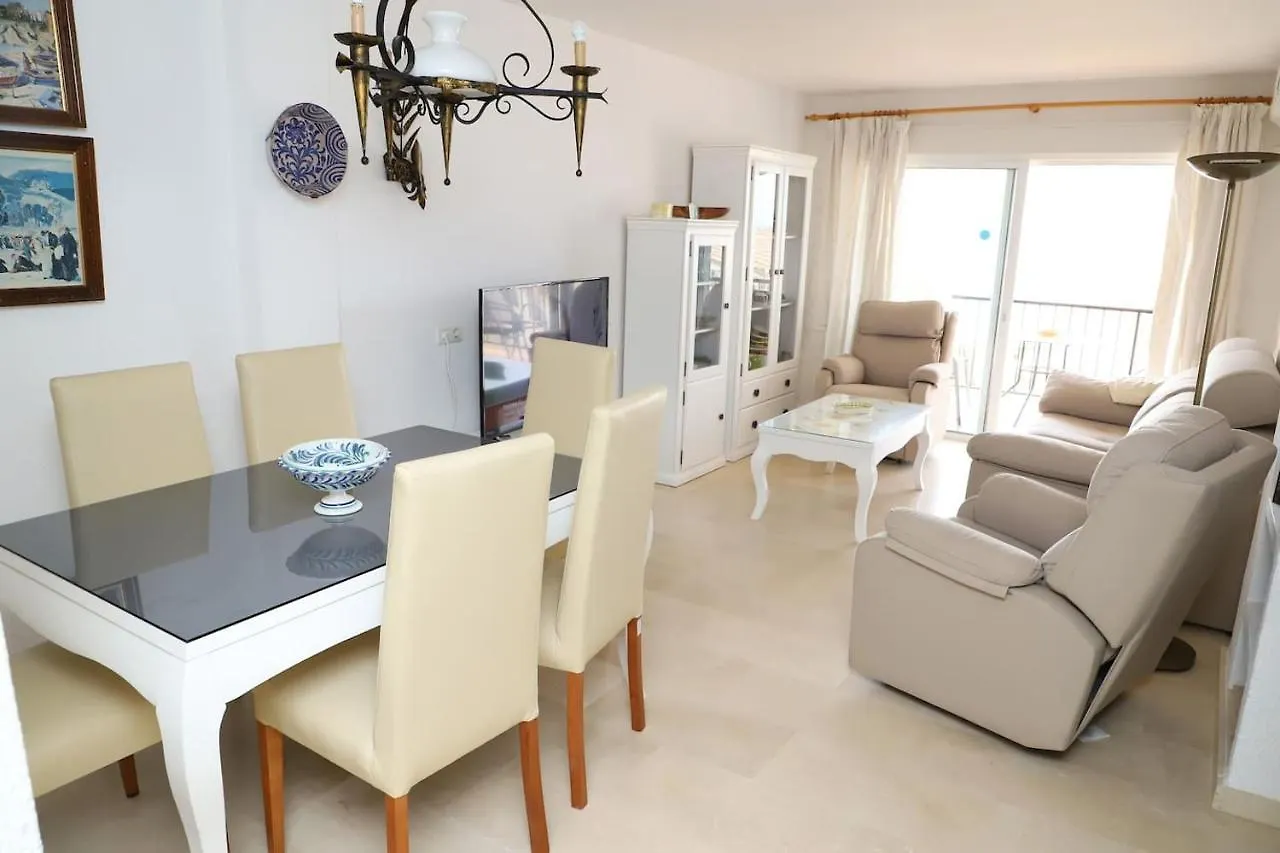 Apartamento En Nerja. Primera Linea De Playa Apartment