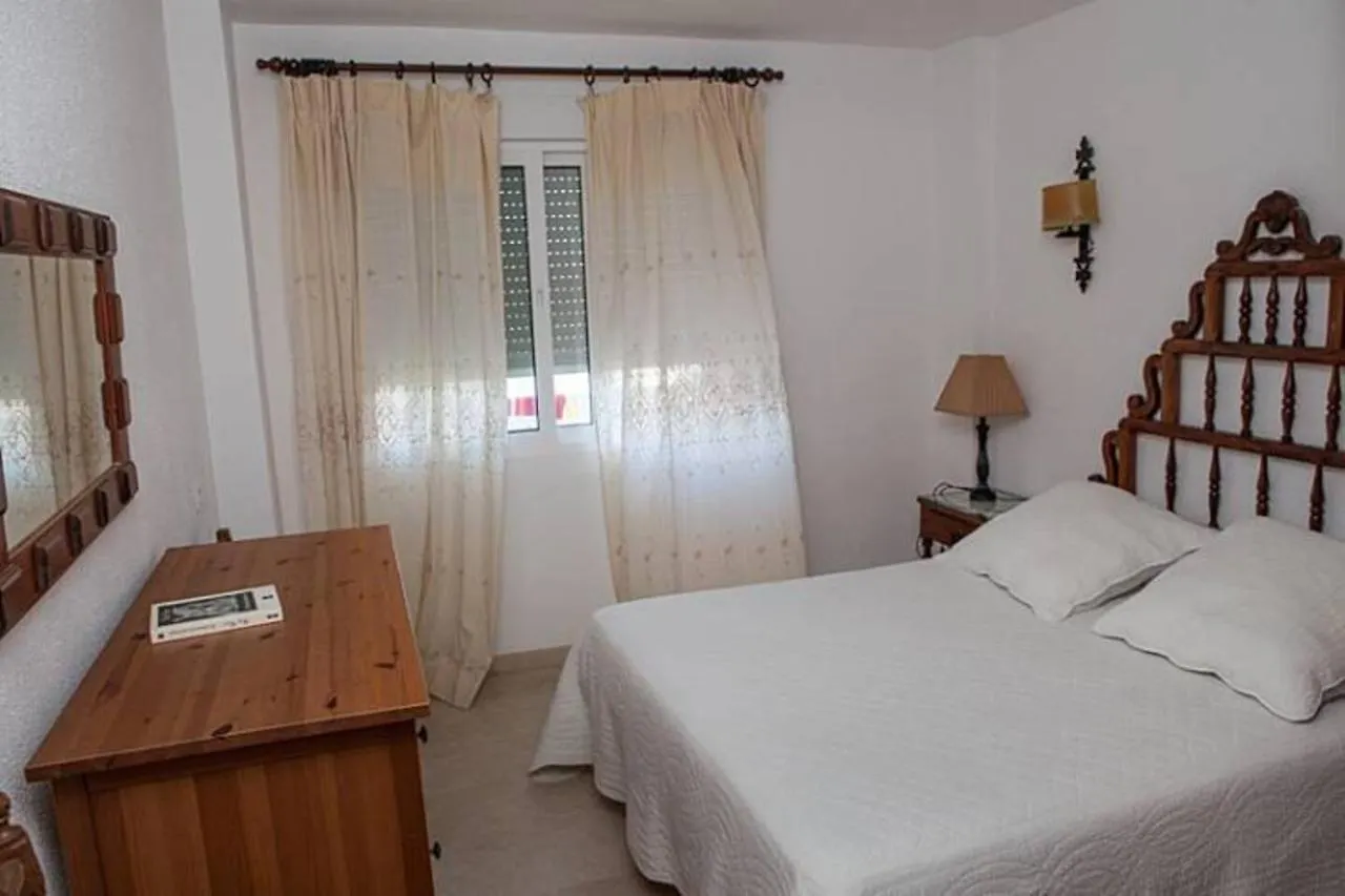 Apartamento En Nerja. Primera Linea De Playa 0*, Nerja